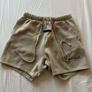Fear of God Essentials Cream Shorts Size S Men